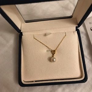 Mikimoto yellow gold pearl pendant